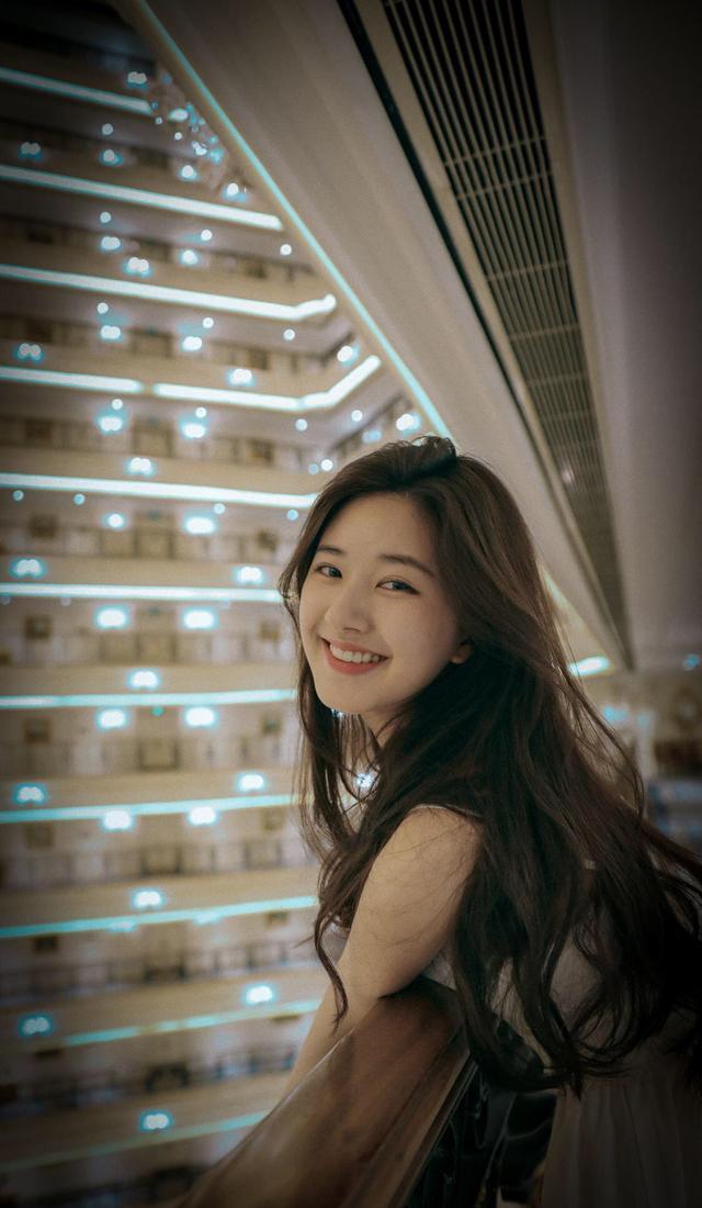 赵露思仙甜写真