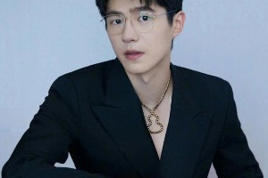 刘昊然《解密》颠覆形象，为角色剃发际线引热议