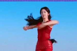 蒋梦婕《浪姐》红鞋惊艳舞台，自信才华闪耀全场